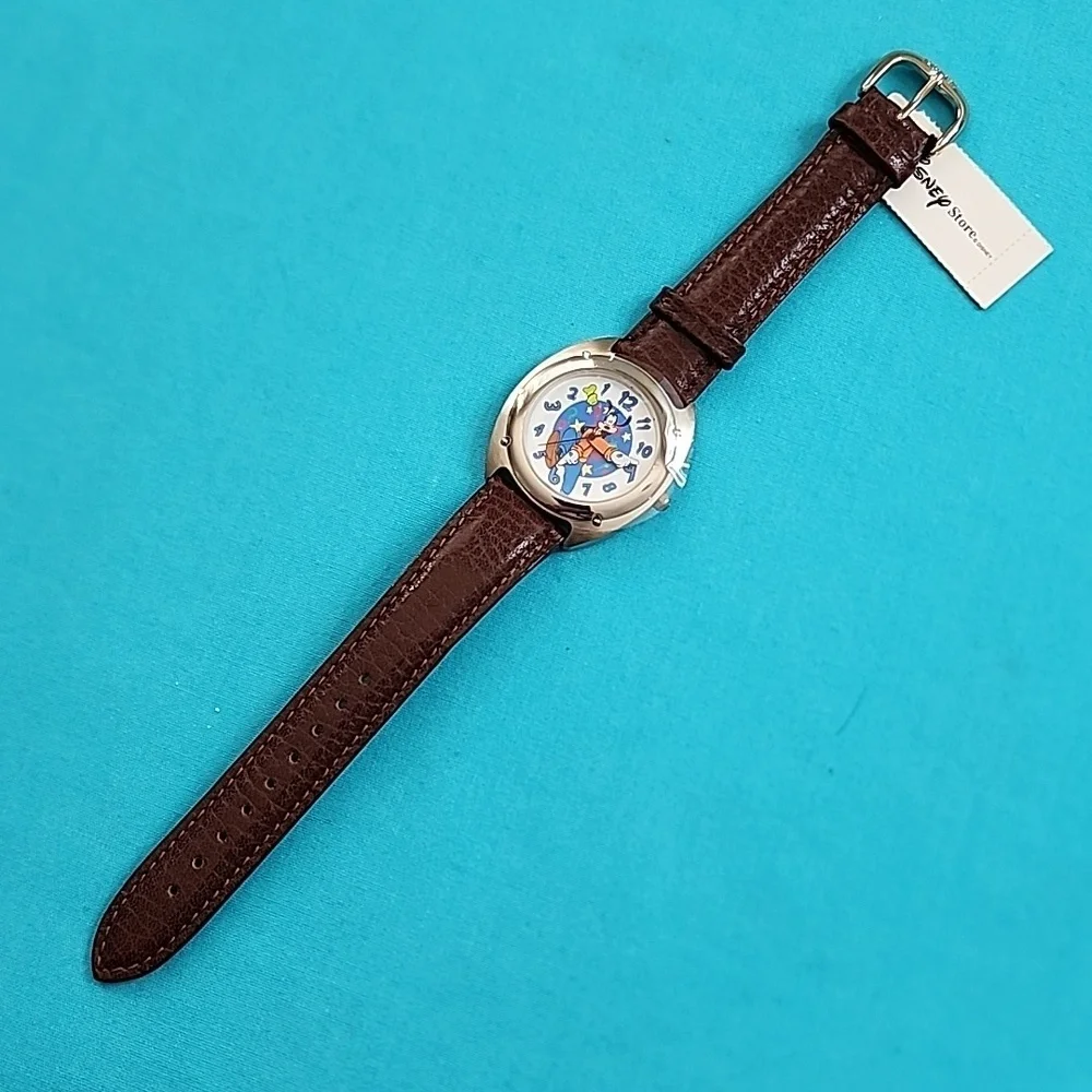 BNIB Rare Vintage Disney Backward Running Goofy Watch